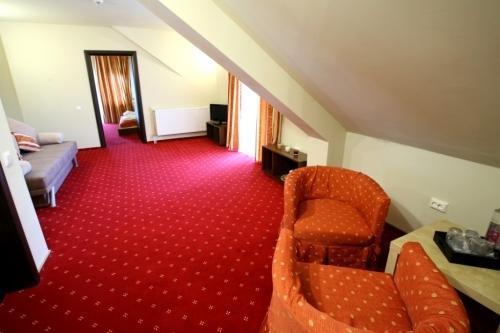 Maya House Hotel Predeal Buitenkant foto